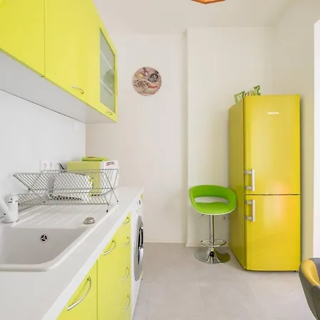 Apartment ❀pop Up Colours In This Super Central One Bedroom❀ *