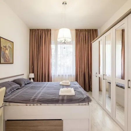 ❀pop Up Colours In This Super Central One Bedroom❀ Apartment Sofia