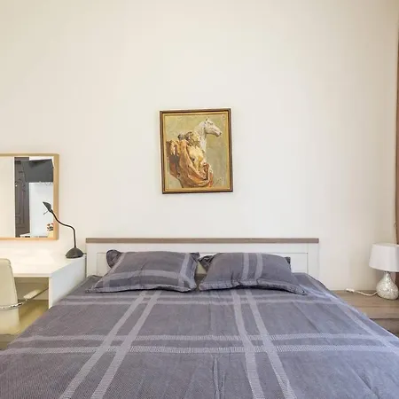 ❀pop Up Colours In This Super Central One Bedroom❀ Apartment Sofia